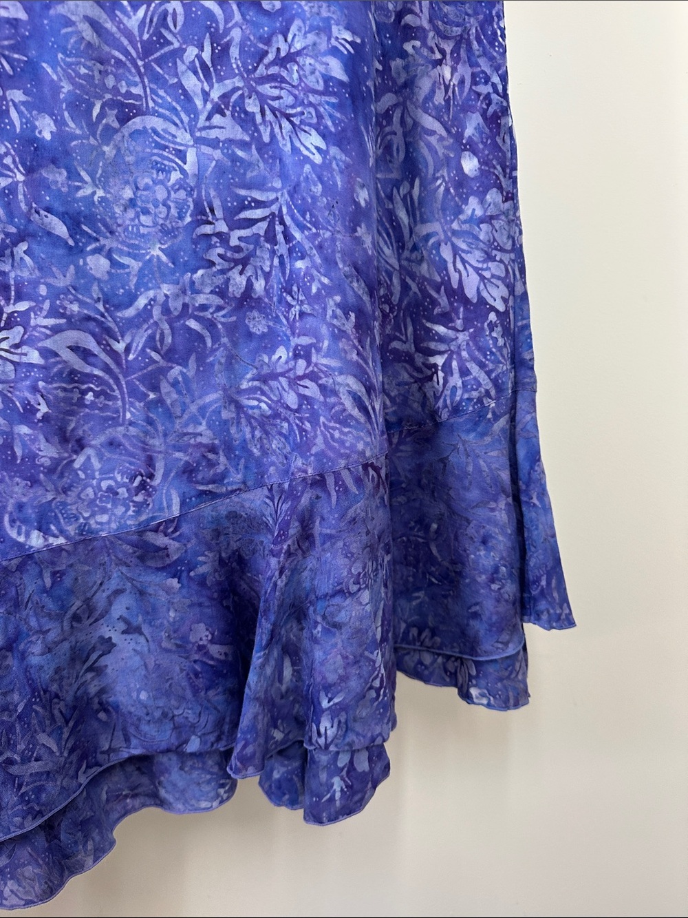 Nomadic Traders Purple Floral Midi Dress with Ruffle Hem - Picture 6 of 9